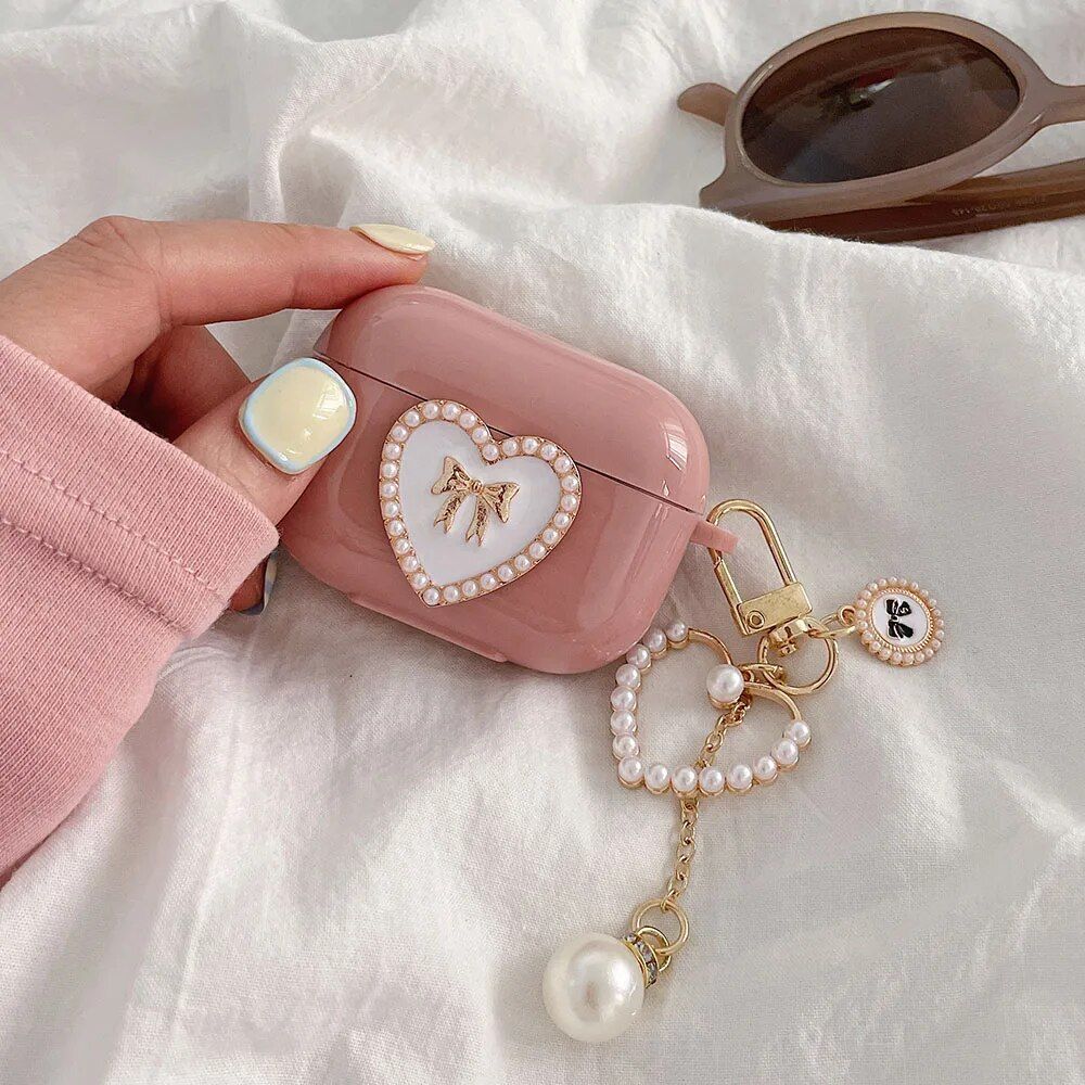 Pearl Heart Pink Tassel AirPods Case with Bowknot Keyring - Image 4