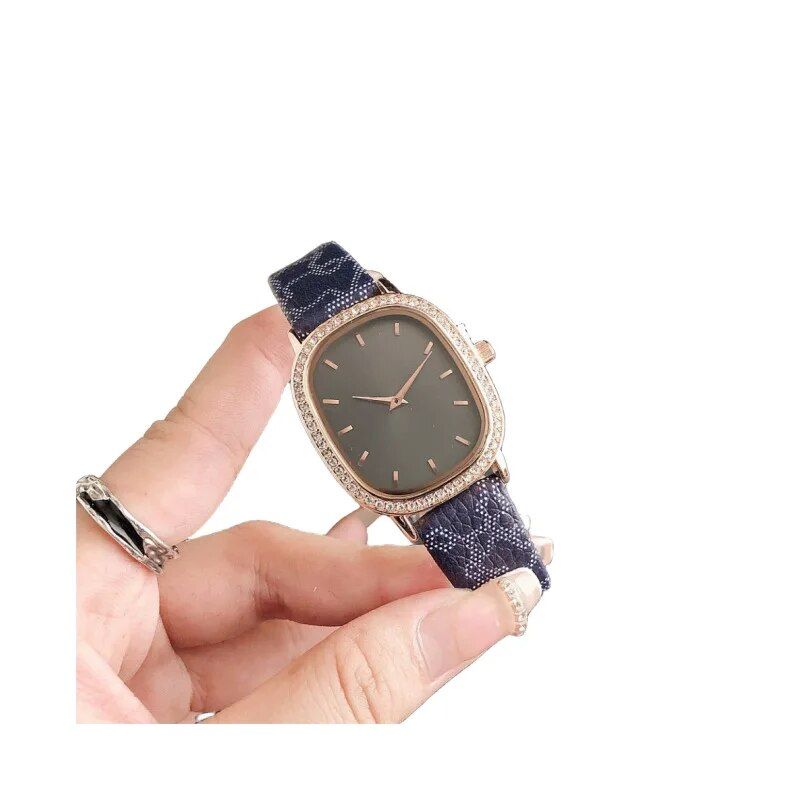 Elegant Oval Quartz Women's Watch with Diamond Accents and Leather Strap - Image 6