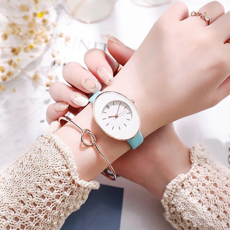 Elegant Fashion Quartz Wristwatch for Women - Simple and Luxurious Leather Band Watch - Image 7
